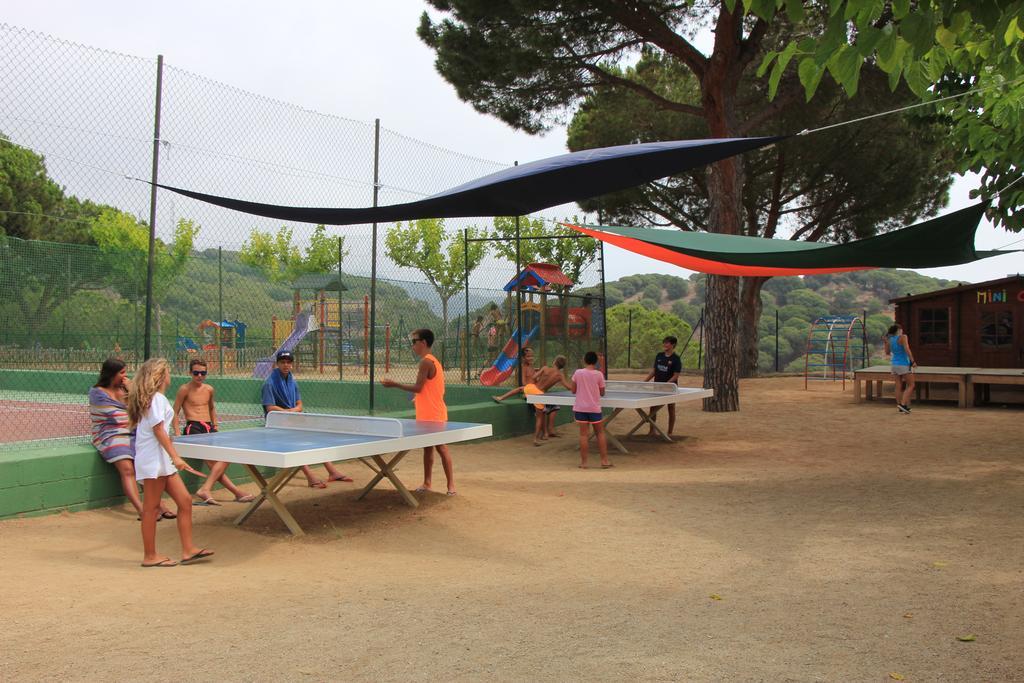 Camping Roca Grossa Calella Exterior photo