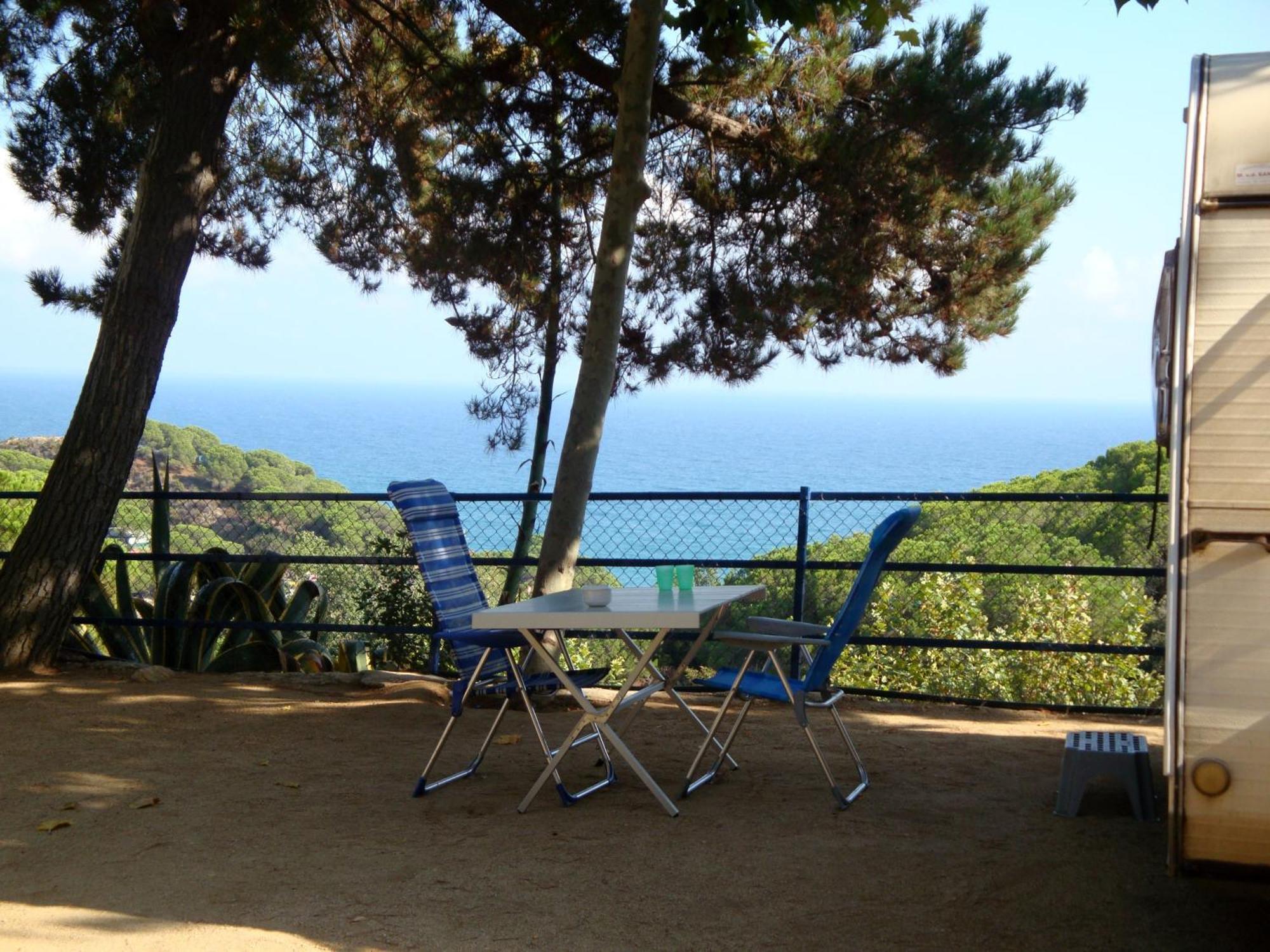 Camping Roca Grossa Calella Exterior photo